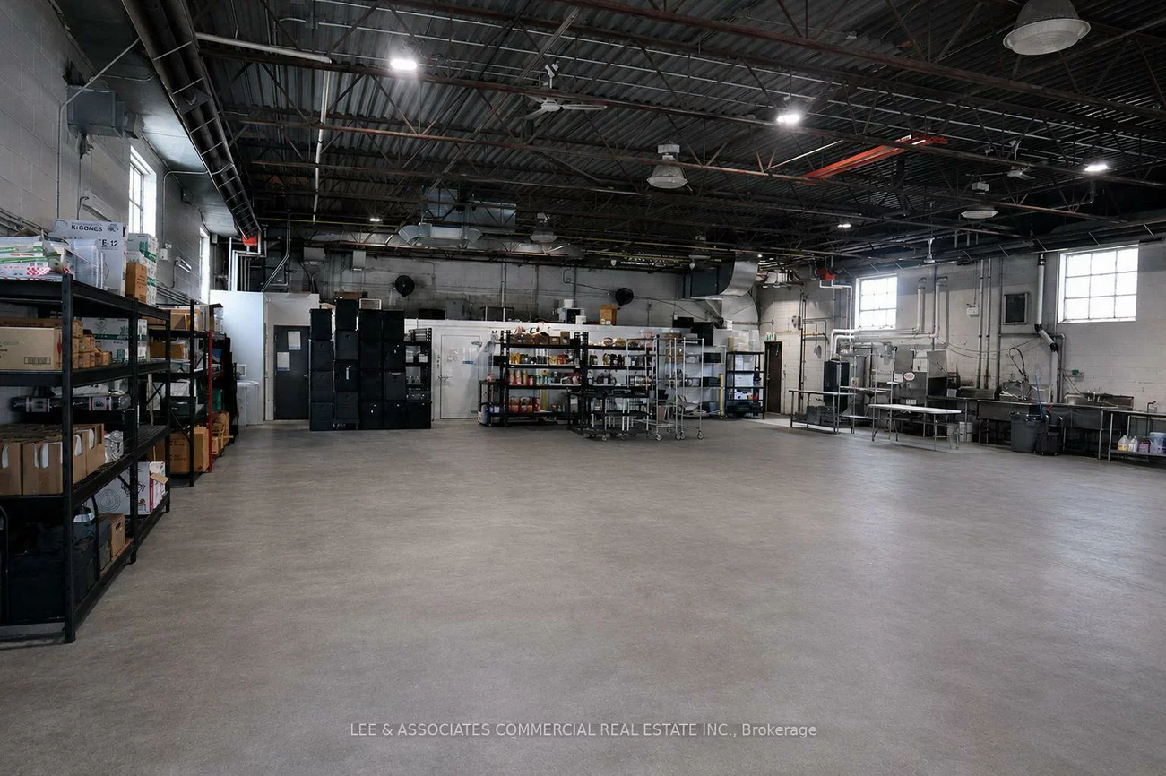1021, Industry, 1014 - QE Queen Elizabeth, Oakville