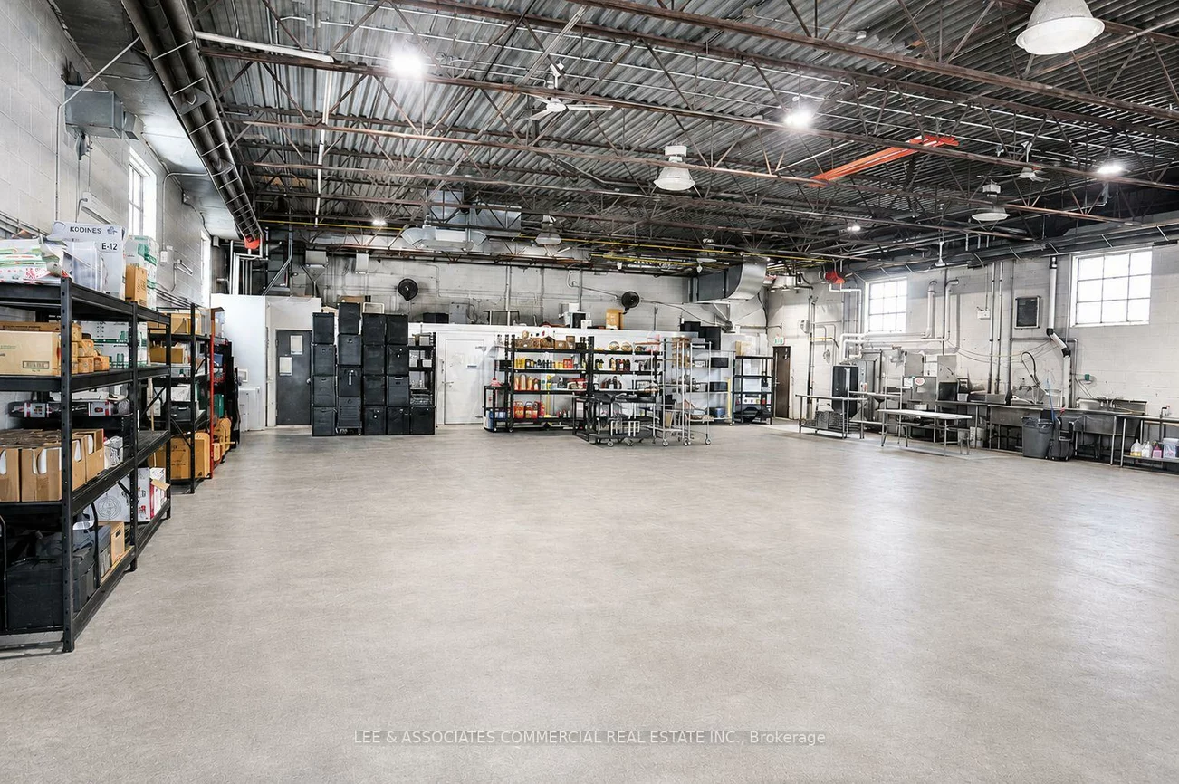 1021, Industry, 1014 - QE Queen Elizabeth, Oakville