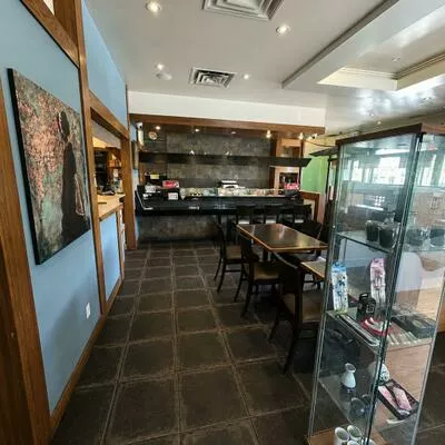 187, Cross, 1014 - QE Queen Elizabeth, Oakville