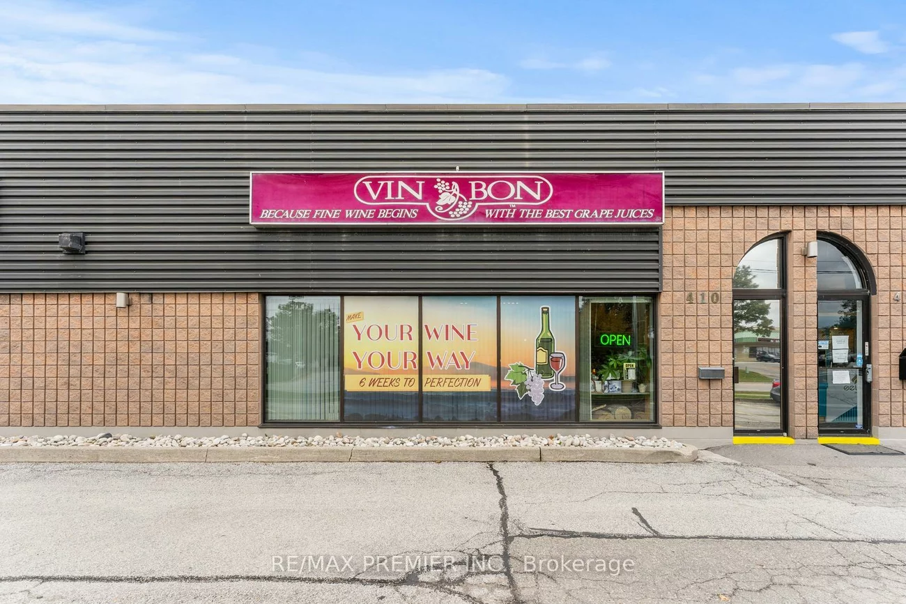 410, Speers, 1014 - QE Queen Elizabeth, Oakville