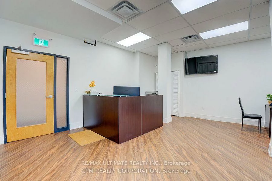3485, Rebecca, 1014 - QE Queen Elizabeth, Oakville