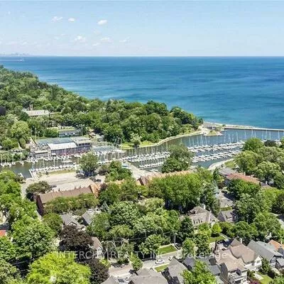 86, Lakeshore, 1002 - CO Central, Oakville
