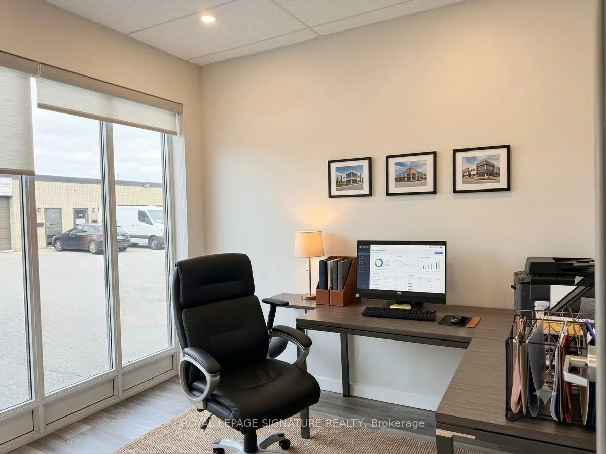 1252, Speers, 1014 - QE Queen Elizabeth, Oakville