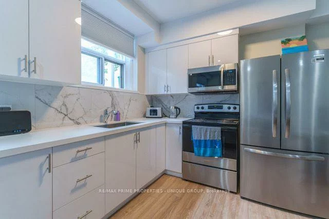 183, Maurice, 1002 - CO Central, Oakville