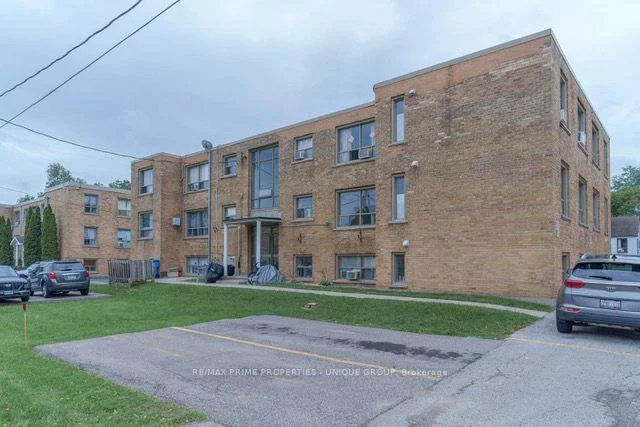 183, Maurice, 1002 - CO Central, Oakville