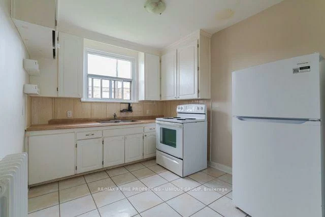 183, Maurice, 1002 - CO Central, Oakville