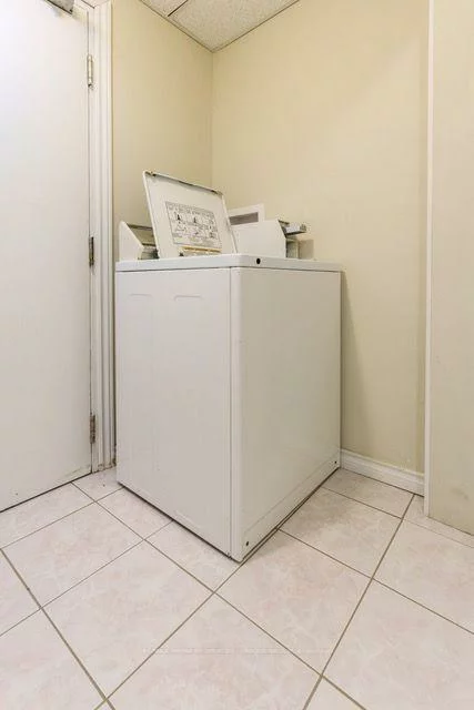183, Maurice, 1002 - CO Central, Oakville