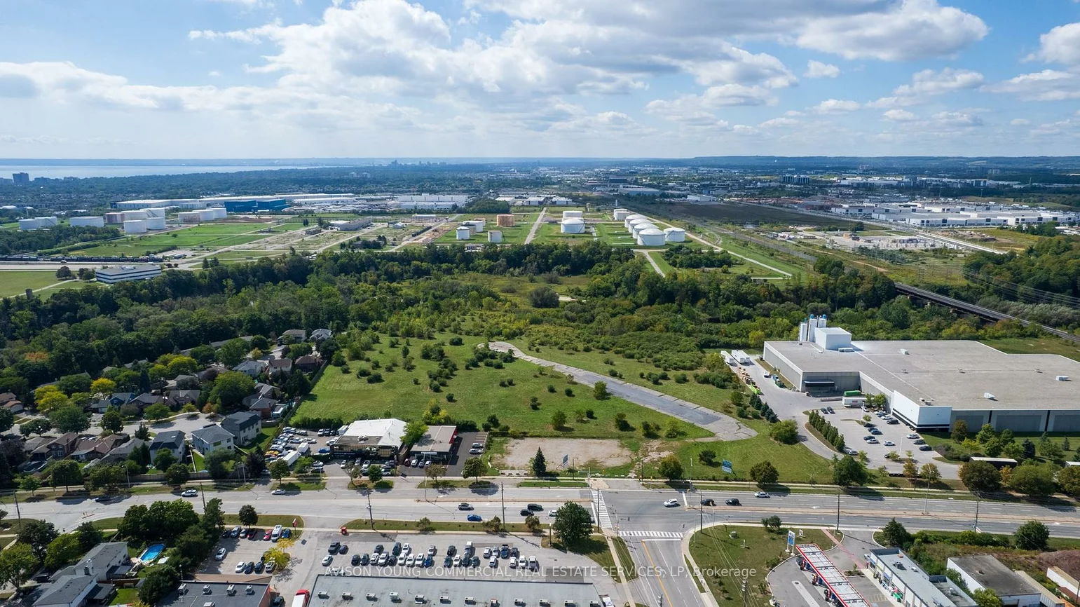 576, Bronte, 1014 - QE Queen Elizabeth, Oakville