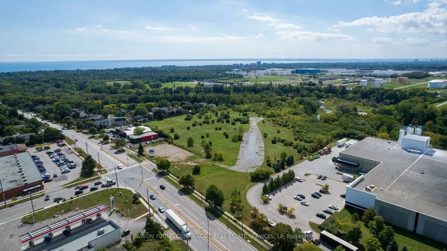 576, Bronte, 1014 - QE Queen Elizabeth, Oakville