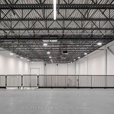 3323, Superior, 1014 - QE Queen Elizabeth, Oakville