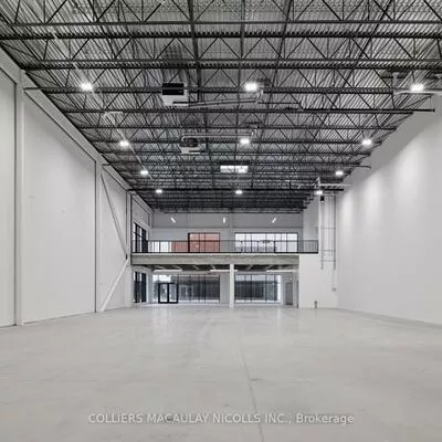 3323, Superior, 1014 - QE Queen Elizabeth, Oakville