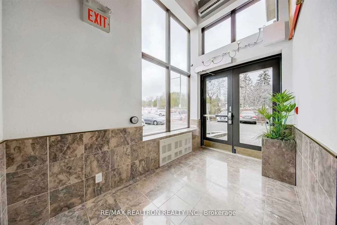 9955, Yonge, Harding, Richmond Hill