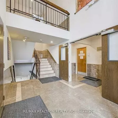 9955, Yonge, Harding, Richmond Hill