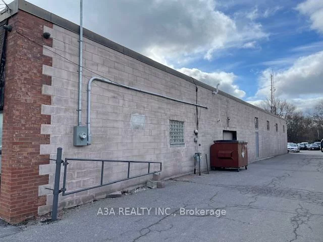 128, Industrial, Crosby, Richmond Hill