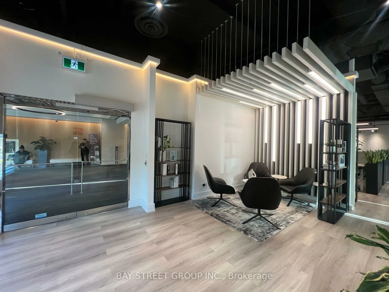 1595, 16th, Beaver Creek Business Park, Richmond Hill