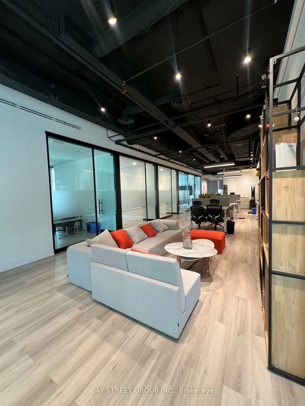 1595, 16th, Beaver Creek Business Park, Richmond Hill
