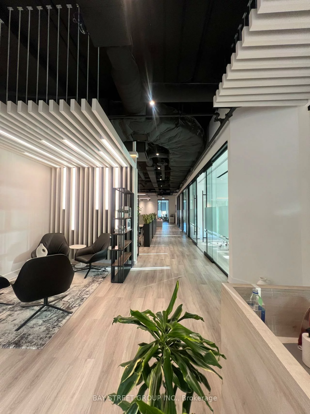 1595, 16th, Beaver Creek Business Park, Richmond Hill