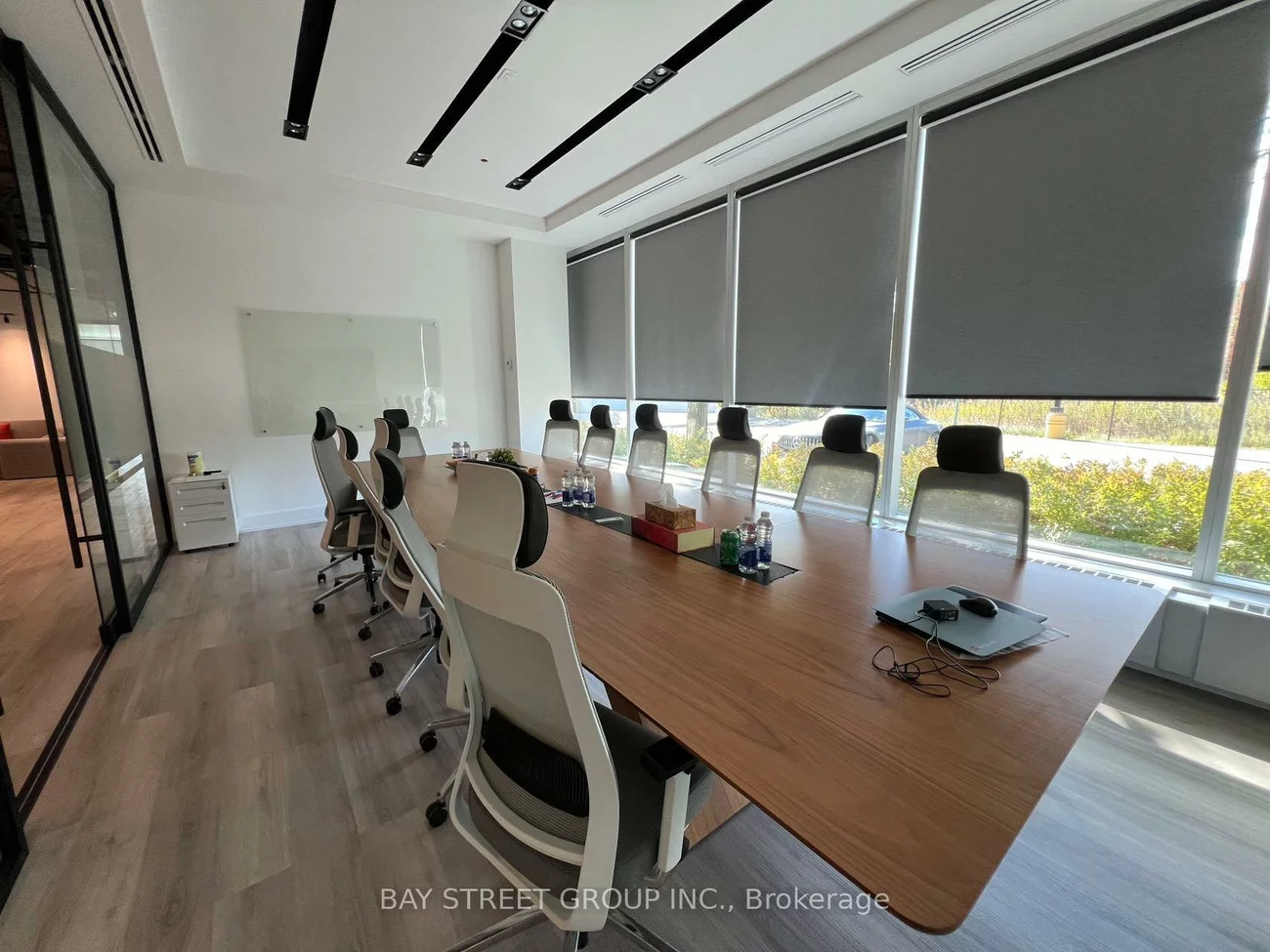 1595, 16th, Beaver Creek Business Park, Richmond Hill