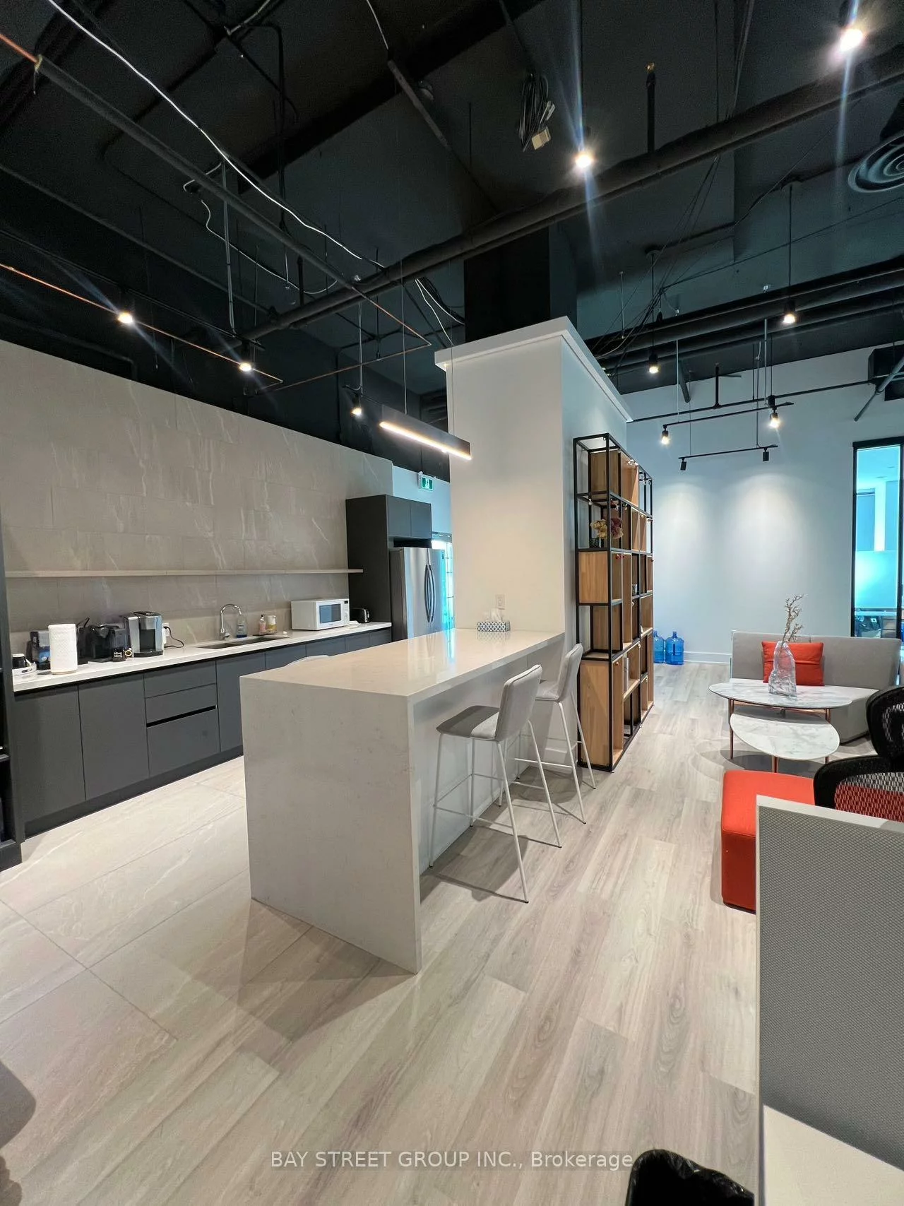 1595, 16th, Beaver Creek Business Park, Richmond Hill