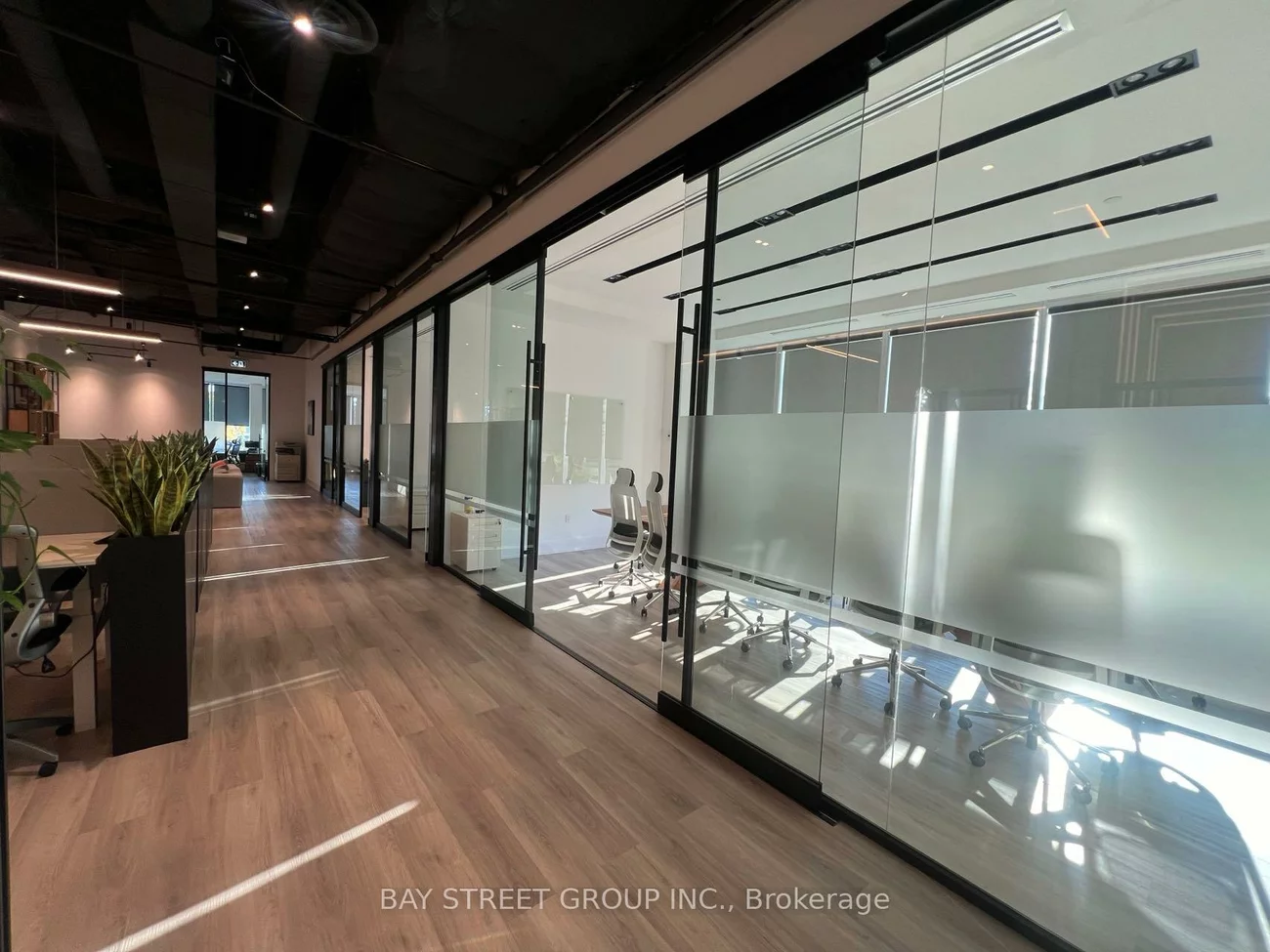 1595, 16th, Beaver Creek Business Park, Richmond Hill