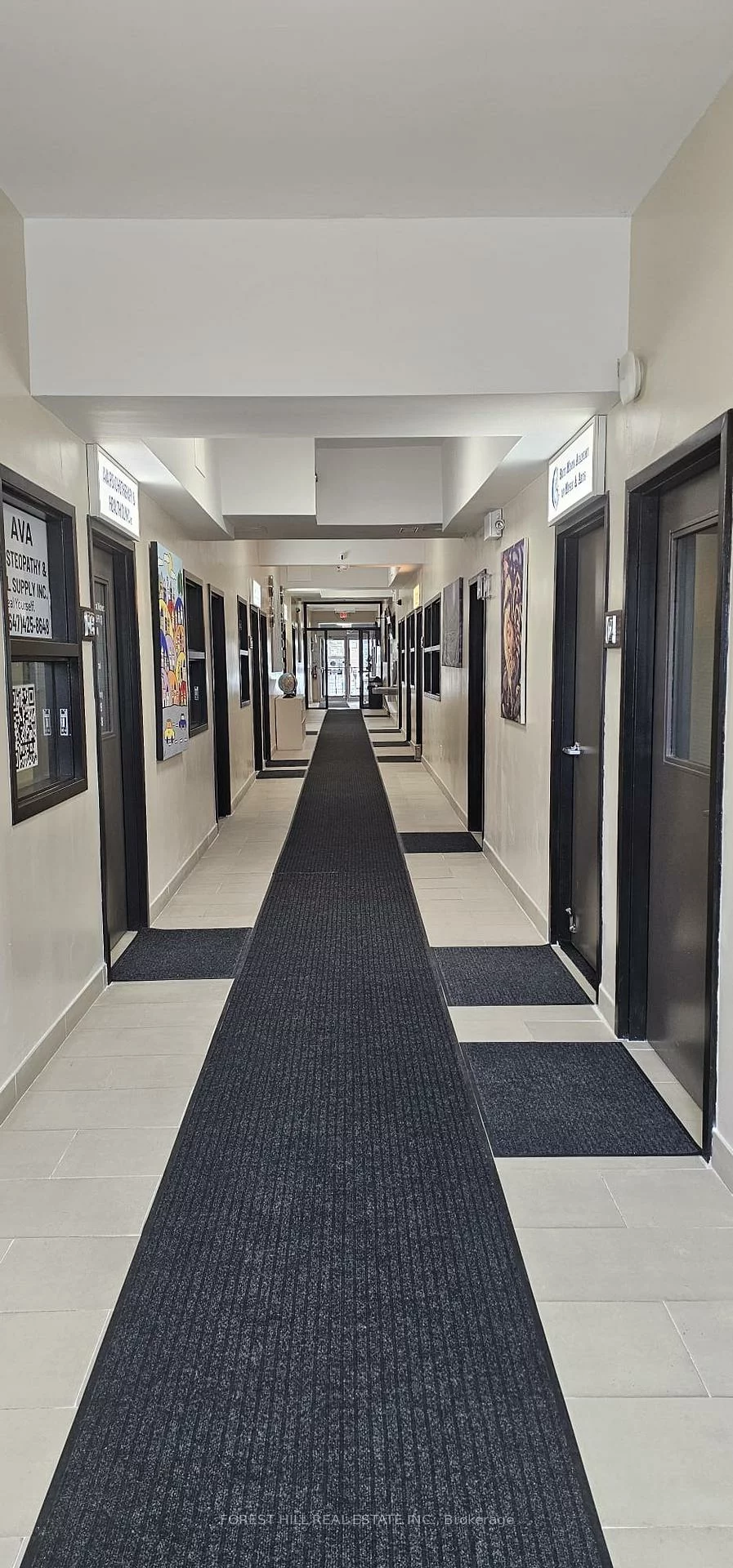 10087, Yonge, Crosby, Richmond Hill