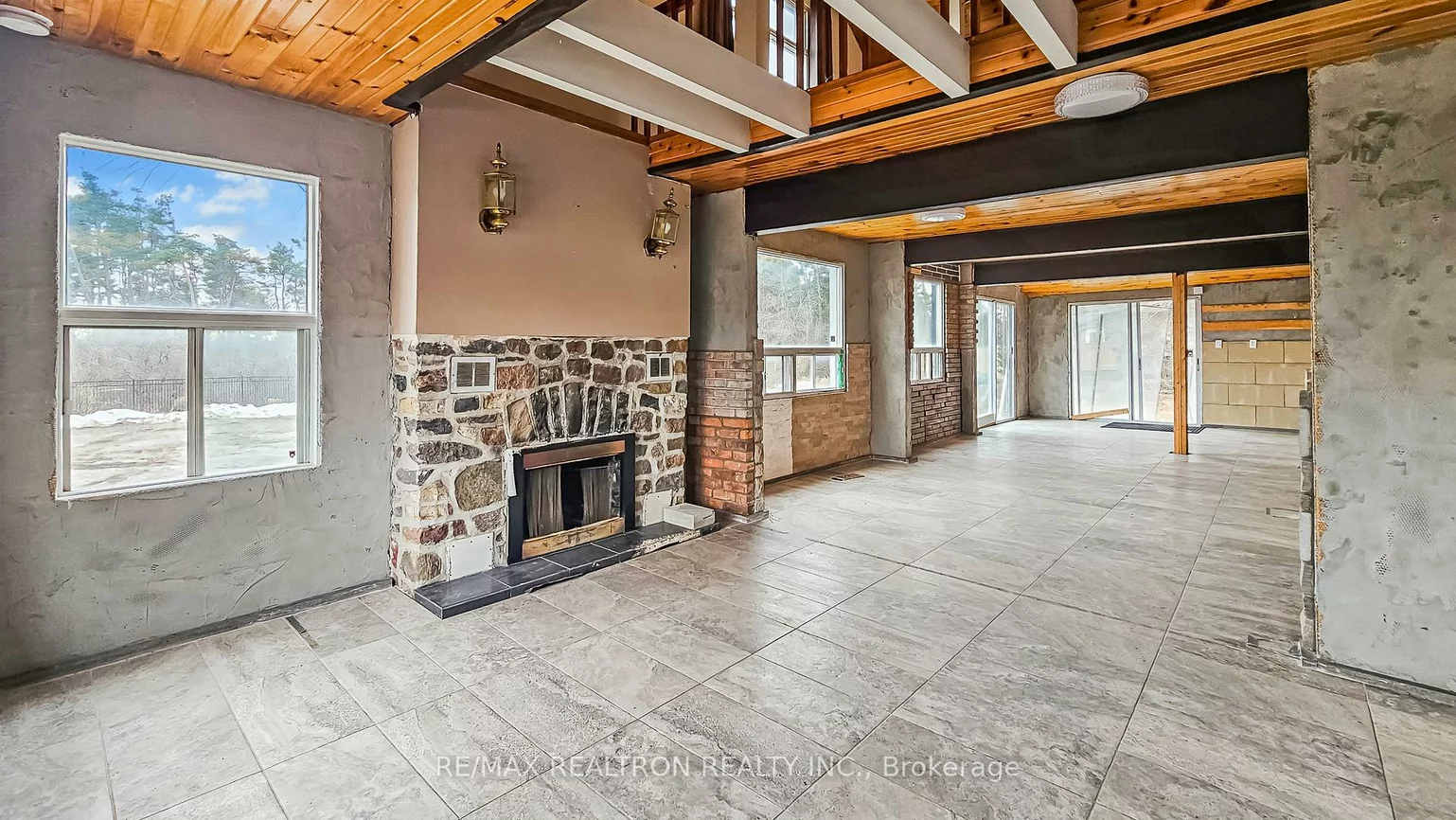 13532, Yonge, Oak Ridges, Richmond Hill