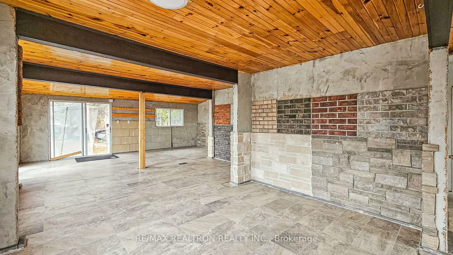 13532, Yonge, Oak Ridges, Richmond Hill