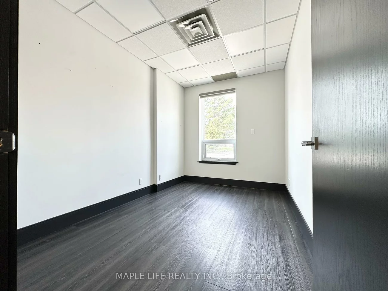 30, Wertheim, Beaver Creek Business Park, Richmond Hill