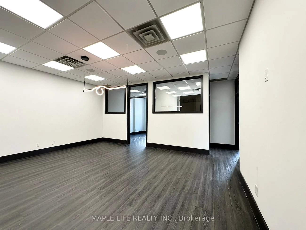 30, Wertheim, Beaver Creek Business Park, Richmond Hill