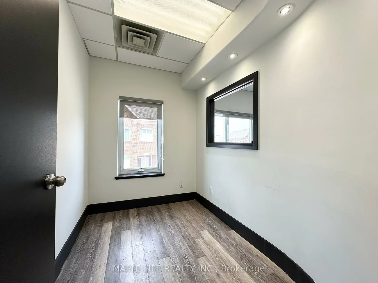 30, Wertheim, Beaver Creek Business Park, Richmond Hill