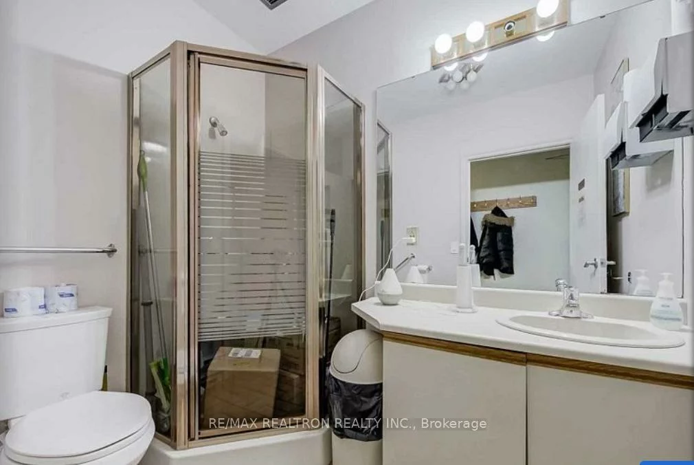 9955, Yonge, Harding, Richmond Hill