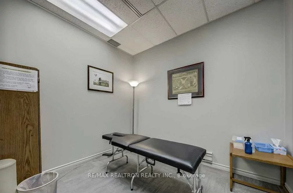 9955, Yonge, Harding, Richmond Hill