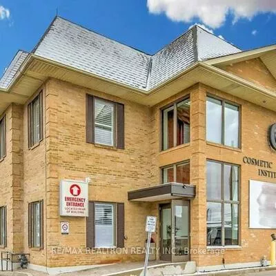9955, Yonge, Harding, Richmond Hill