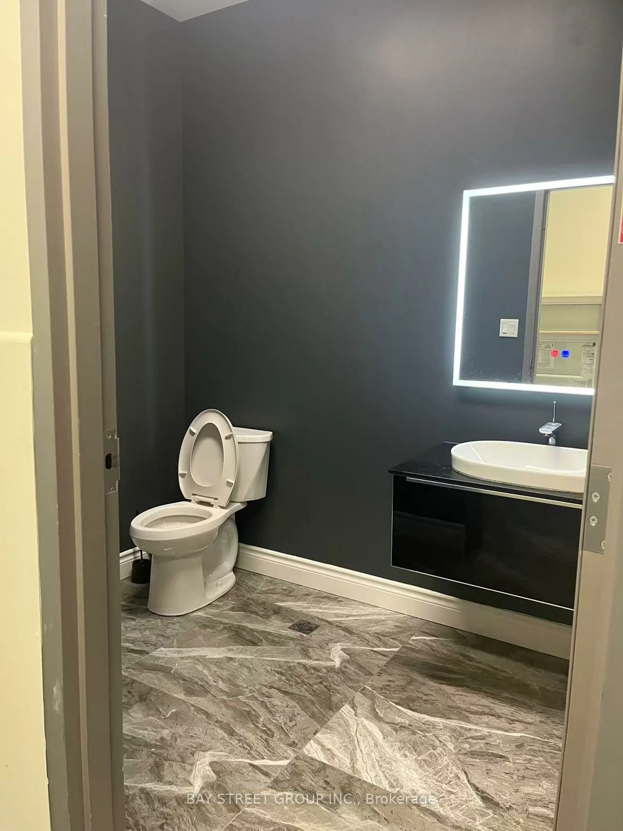 135, West Beaver Creek, Beaver Creek Business Park, Richmond Hill