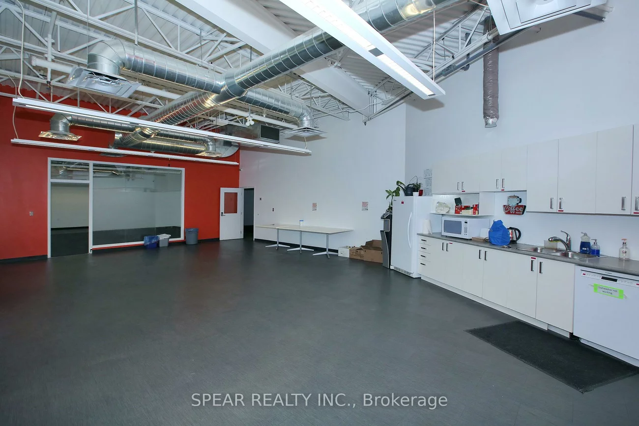 68B, Leek, Beaver Creek Business Park, Richmond Hill