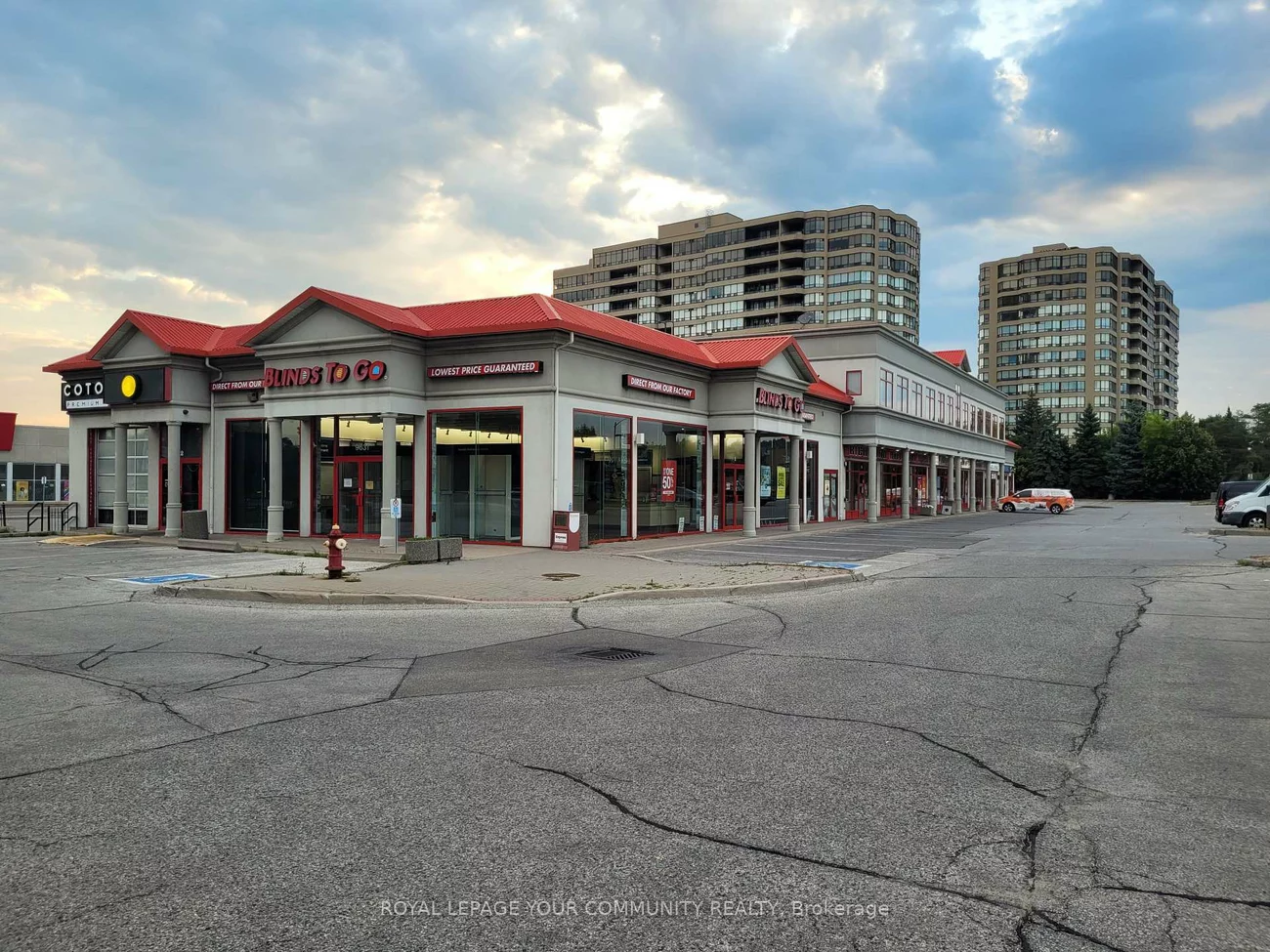 9631, Yonge, Harding, Richmond Hill
