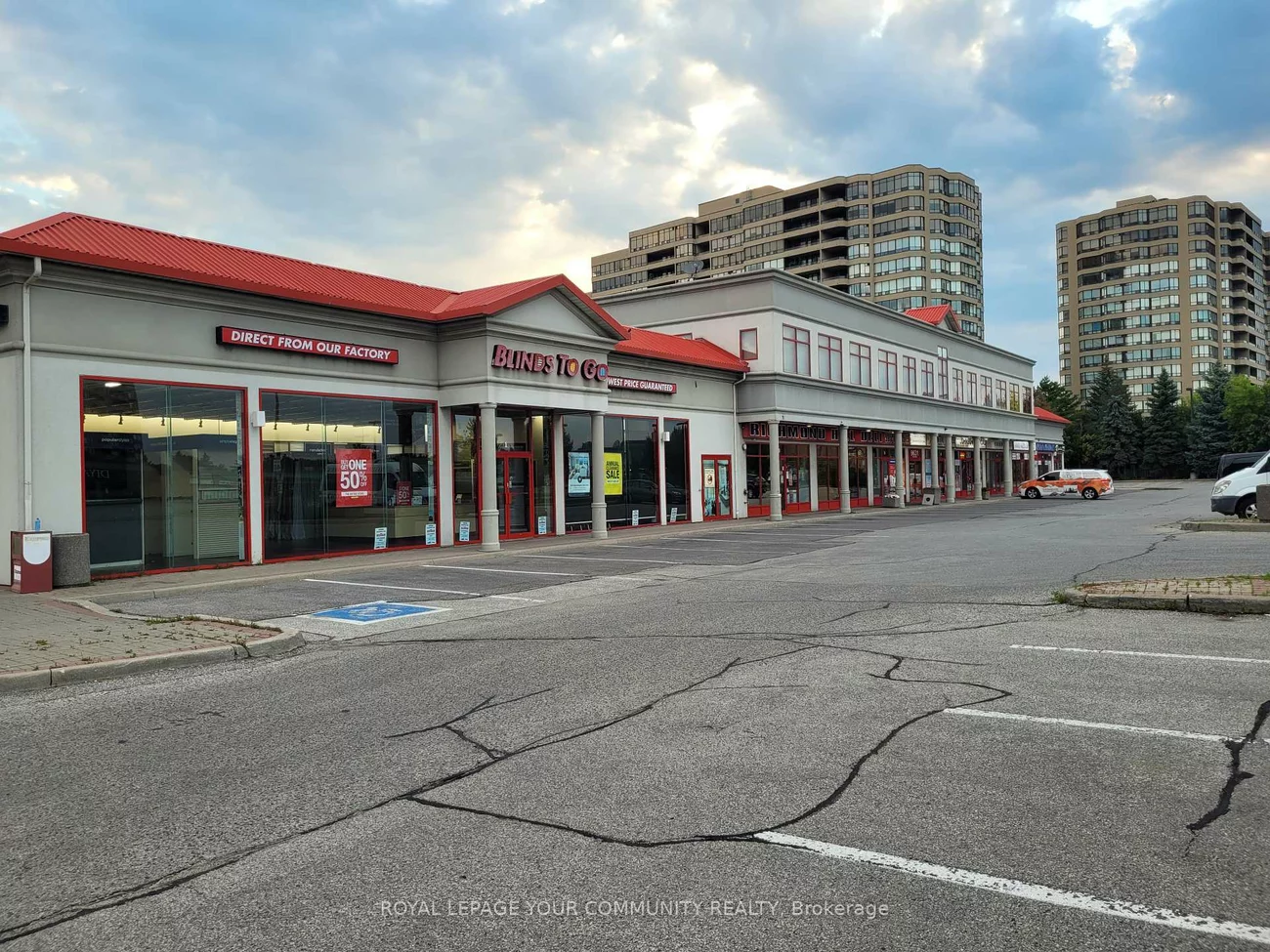 9631, Yonge, Harding, Richmond Hill