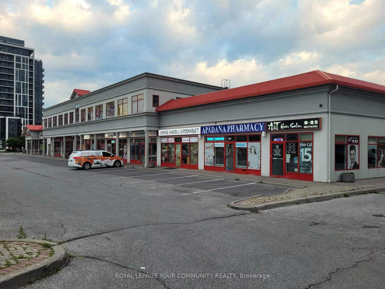 9631, Yonge, Harding, Richmond Hill