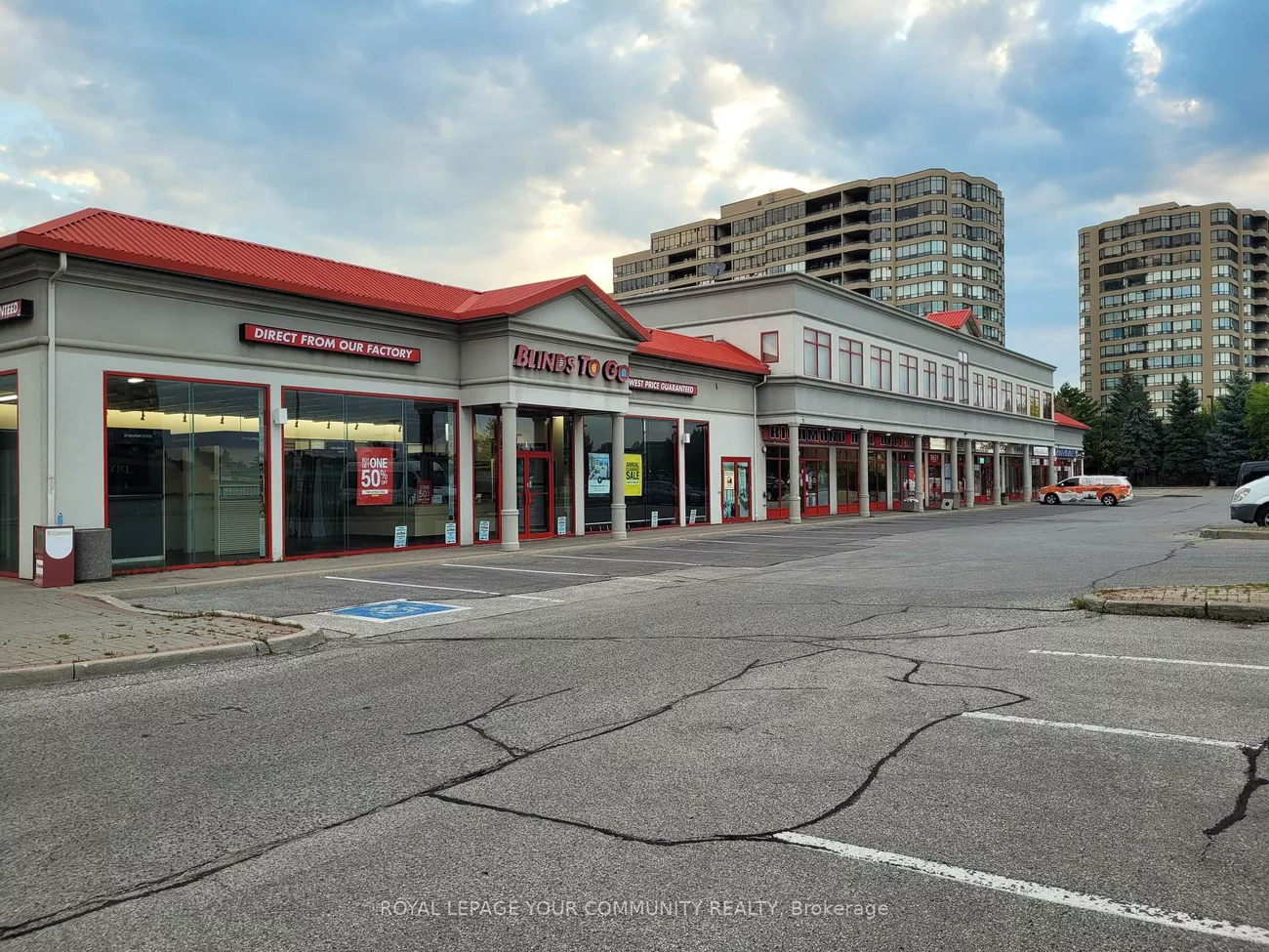 9631, Yonge, Harding, Richmond Hill