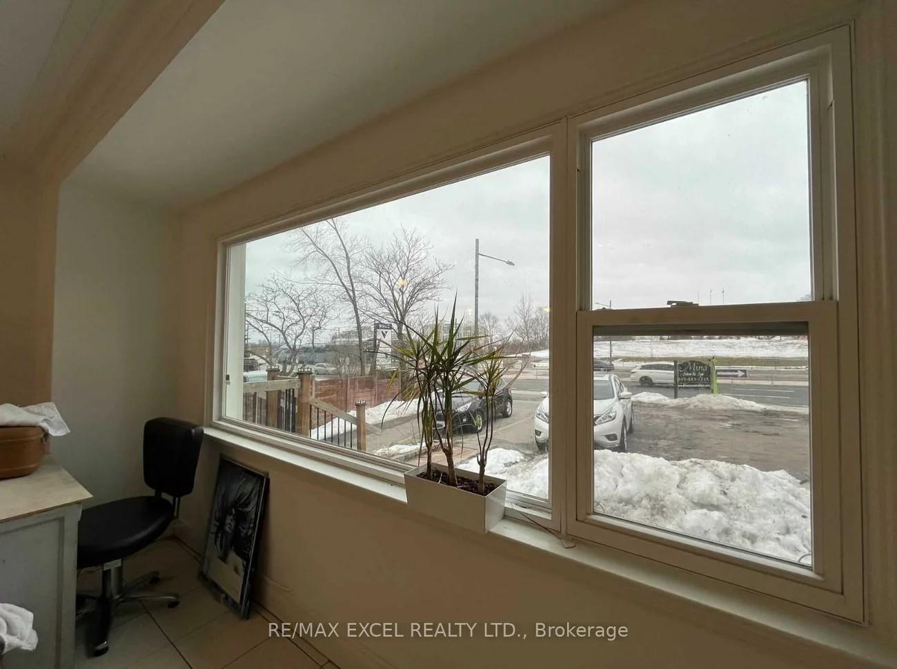 9961, Yonge, Harding, Richmond Hill
