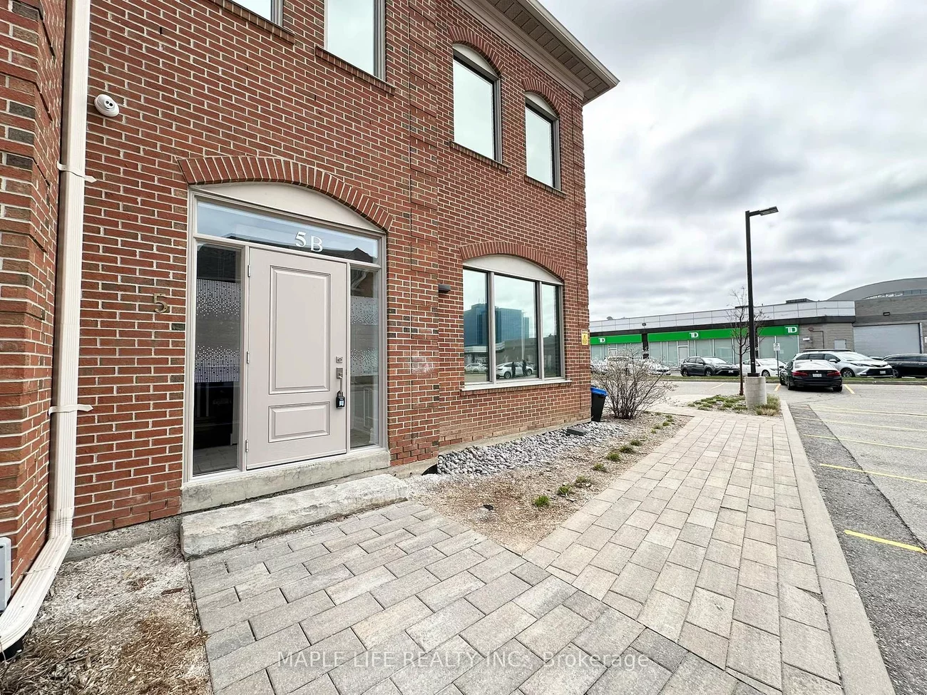 30, Wertheim, Beaver Creek Business Park, Richmond Hill
