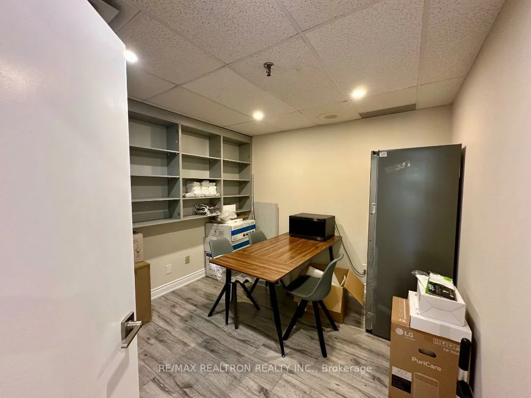 205, Don Head Village, North Richvale, Richmond Hill