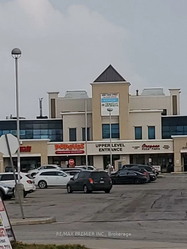 10909, Yonge, Devonsleigh, Richmond Hill