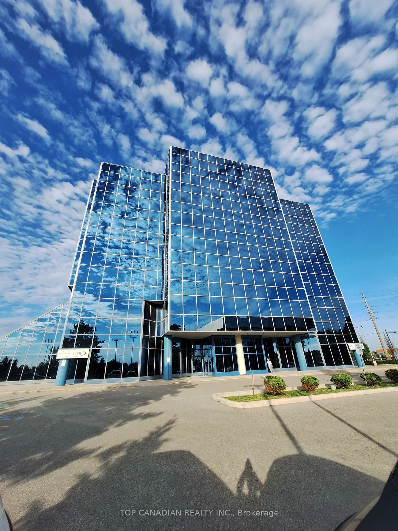 15, Wertheim, Beaver Creek Business Park, Richmond Hill
