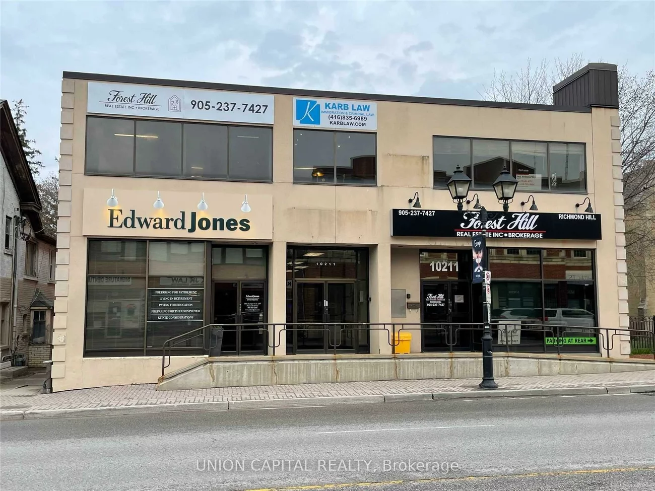 10211, Yonge, Crosby, Richmond Hill