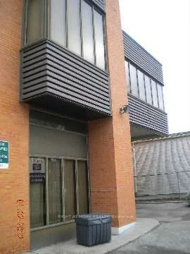 10168, Yonge, Mill Pond, Richmond Hill