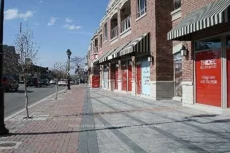 10097, Yonge, Crosby, Richmond Hill