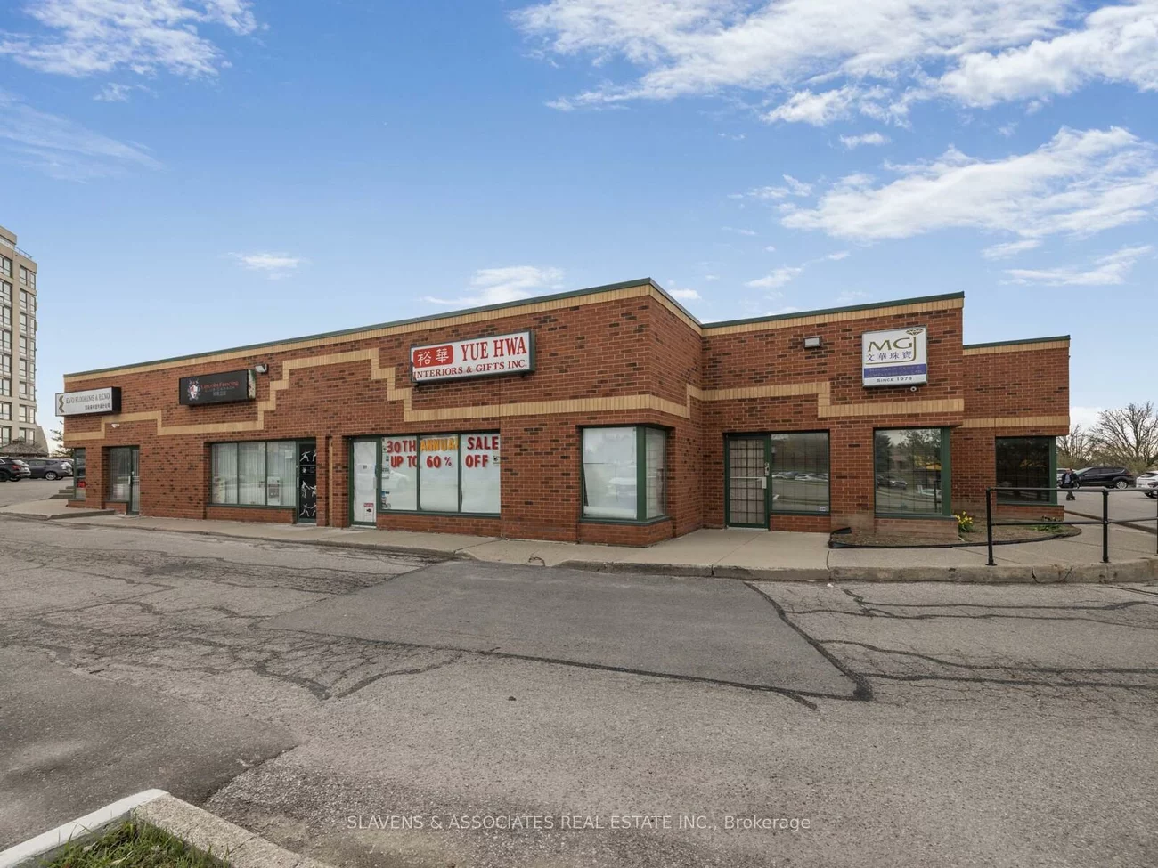 160, East Beaver Creek, Beaver Creek Business Park, Richmond Hill