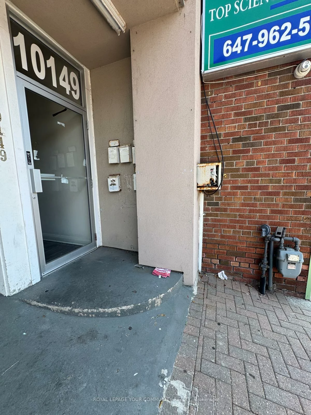 10149, Yonge, Crosby, Richmond Hill