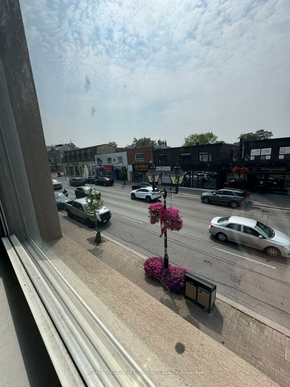 10149, Yonge, Crosby, Richmond Hill